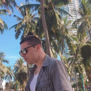 Meet your Posher, Evan